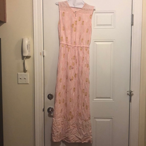 Slip - Picture 2 of 7